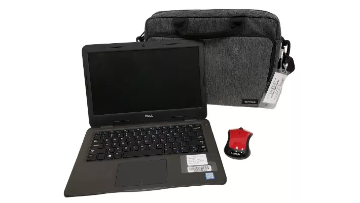 Laptop kit includes laptop, mouse and case